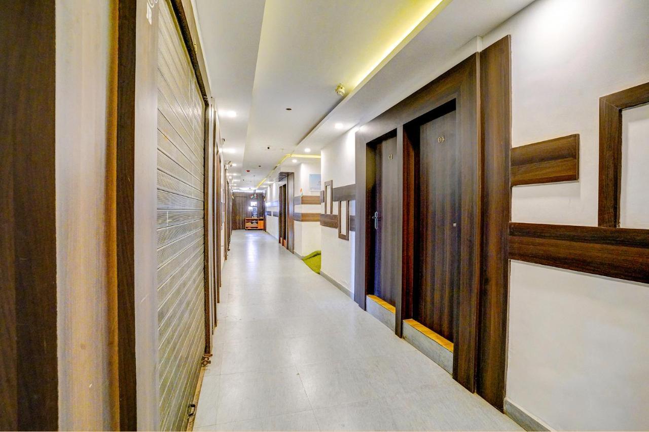 Fabexpress Diamond - Nr Bkc Hotel Мумбай Екстериор снимка